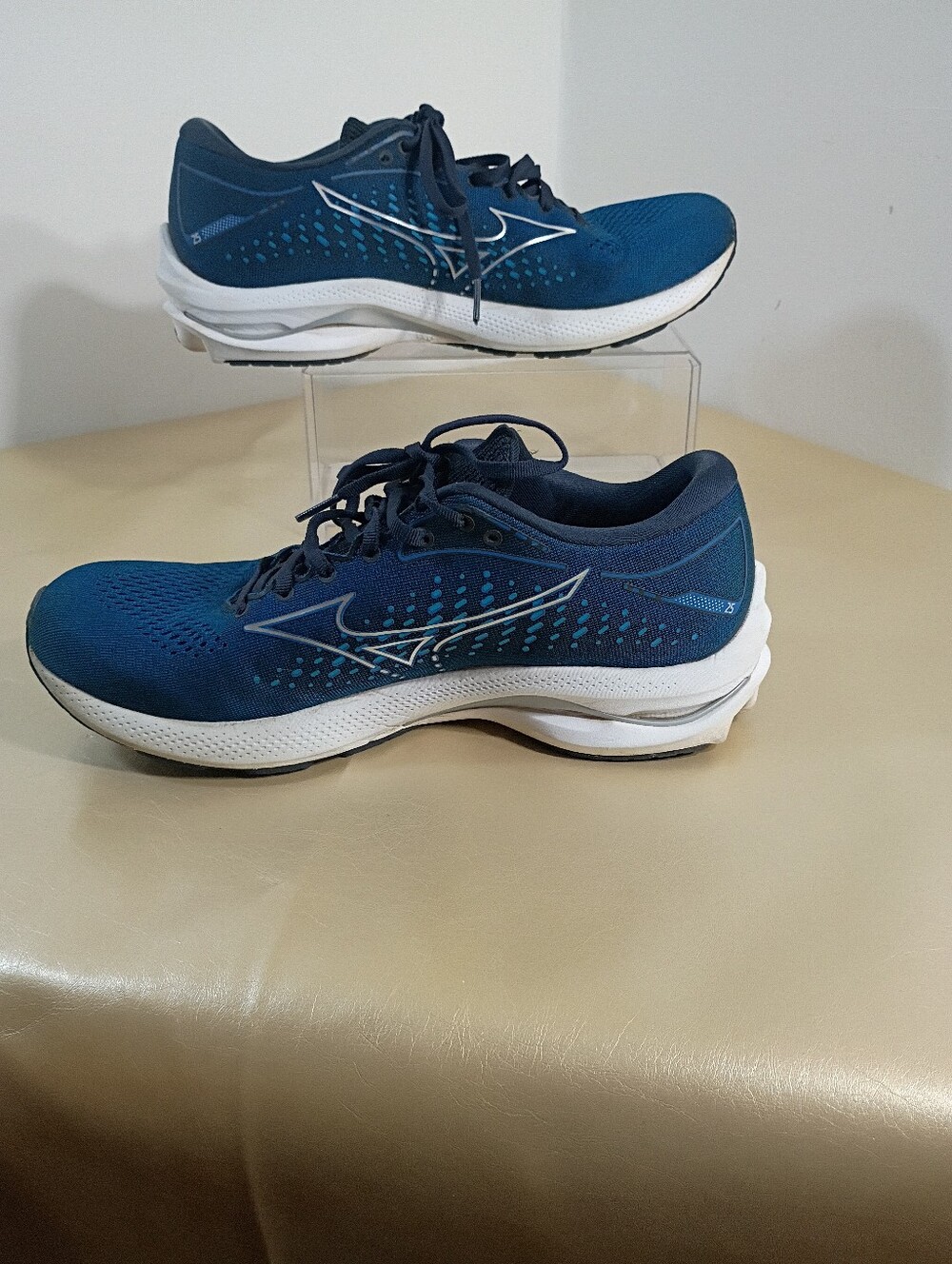Mizuno Wave Rider 25 Mens SZ 9.5 Running Shoes Blue Green Athletic Sneakers